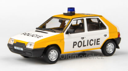 Model autíčka Škoda Favorit Policie