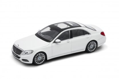 Welly Mercedes-Benz S-Class model 1:24 bílý