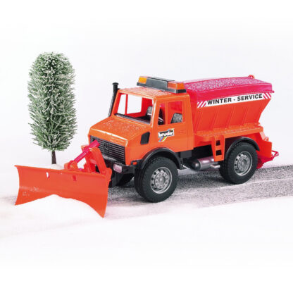 Bruder Mercedes Benz UNIMOG Sypač s radlicí - Image 3