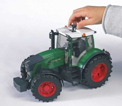 Bruder Traktor FENDT 936 Vario - Image 2