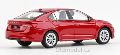 Modely autíček Škoda Octavia IV FL (2024), 1:43 , Červená Velvet Metalíza - 143AB-048JF, kovové modely aut Škoda, Modely autíček pro každého - Oldmodel.cz