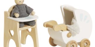 Le Toy Van Set miminko s příslušenstvím nový design