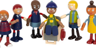 small foot Dřevěné postavičky rodina s invalidním vozíkem