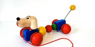 Dřevěná tahací hračka Jezevčík