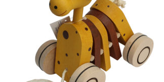 Dřevěná tahací hračka - Žirafa klapací