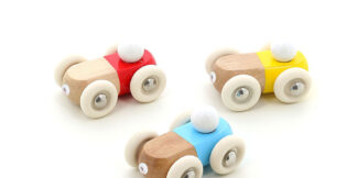 Vilac Dřevěné mini autíčko červené