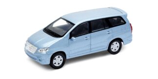 Welly Toyota Innova 1:34 světle modrá